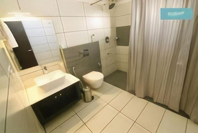 Ezebella Luxury Service Villa ウーティ エクステリア 写真
